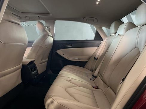 Used 2022 Toyota Avalon XLE w/ Moonroof Package image 23