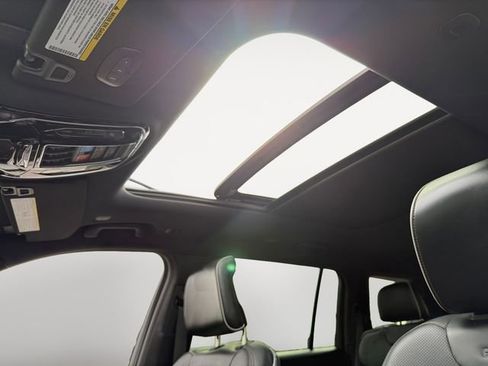 Used 2023 Jeep Grand Cherokee L Summit image 36