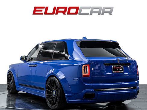 Used 2021 Rolls-Royce Cullinan Black Badge AWD/4WD image 4