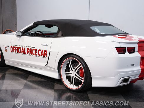 Used 2011 Chevrolet Camaro SS w/ RS Package RWD image 8