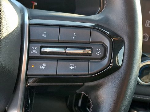 Used 2023 Chevrolet Colorado LT w/ LT Convenience Package III image 21