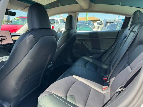 Used 2023 Tesla Model 3 Standard Range RWD image 12