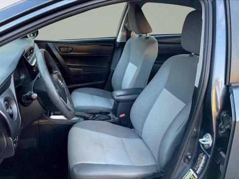 Used 2017 Toyota Corolla L image 26