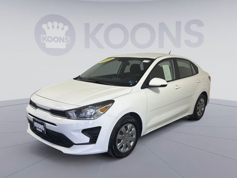 Used 2022 Kia Rio LX image 1