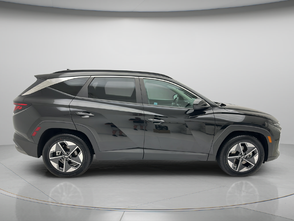 Used 2025 Hyundai Tucson SEL FWD image 6