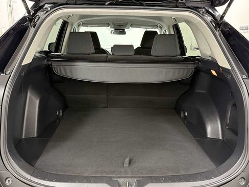 Certified 2021 Toyota RAV4 LE AWD/4WD image 26