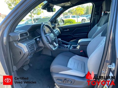 Used 2024 Toyota Tacoma TRD Off-Road w/ TRD Off Road Upgrade Package AWD/4WD image 34