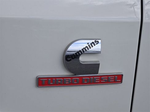 Used 2021 RAM 3500 Laramie image 10