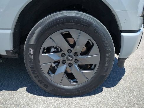 Used 2024 Ford F150 Lightning XLT AWD/4WD image 11