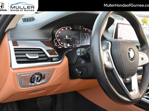 Used 2020 BMW 750i xDrive w/ Executive Package image 20