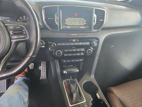 Used 2017 Kia Sportage SX FWD image 2