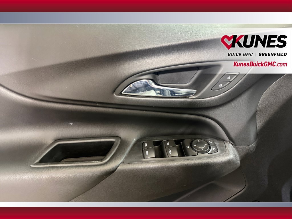 Used 2018 Chevrolet Equinox LT FWD image 21