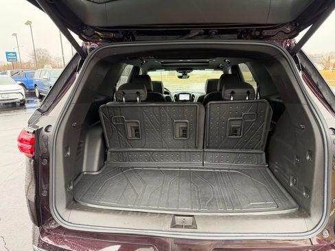 Used 2022 Chevrolet Traverse High Country w/ LPO, Floor Liner Package image 13