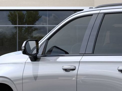 New 2026 Cadillac Escalade V w/ LPO, ONYX Package AWD/4WD image 12