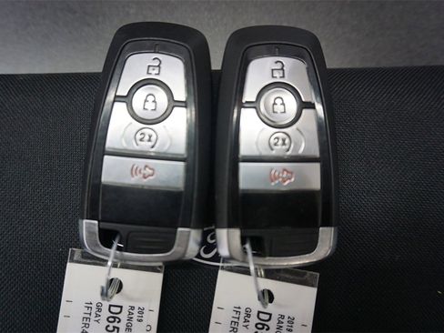 Used 2024 Nissan Pathfinder SL image 66