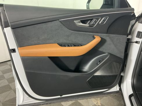 Used 2024 Audi RS Q8 AWD/4WD image 18