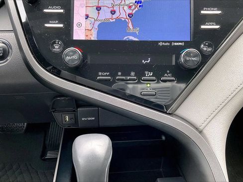 Used 2019 Toyota Camry XSE w/ Navigation Package FWD image 20