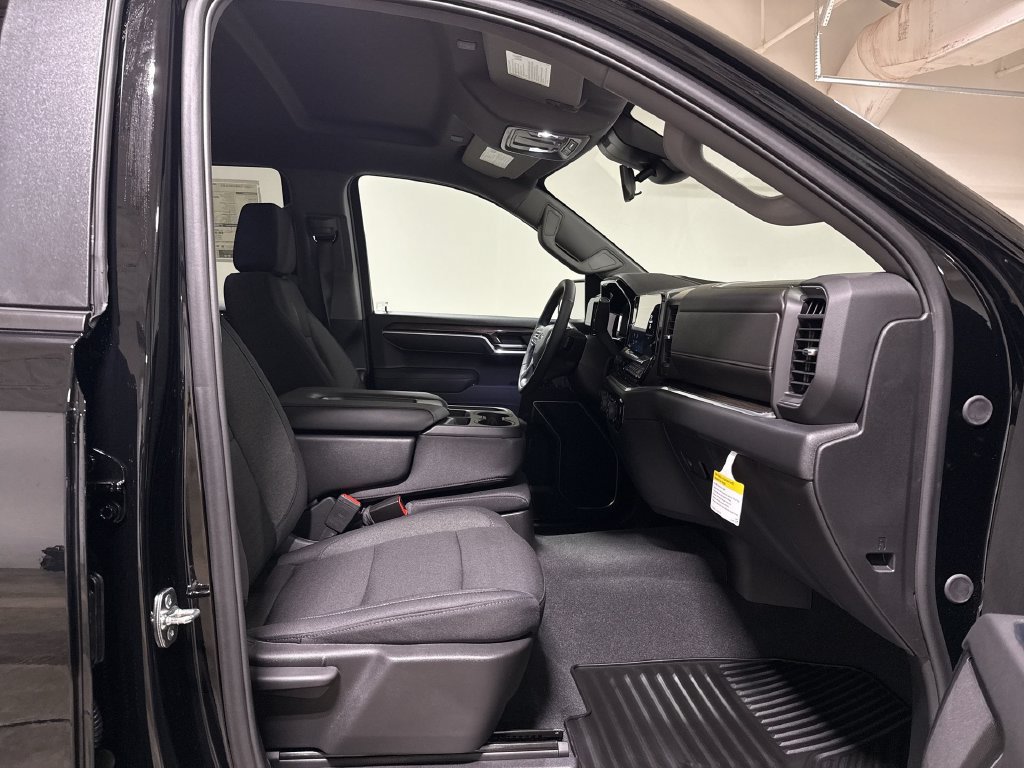 New 2026 Chevrolet Silverado 1500 RST w/ Z71 Off-Road Package AWD/4WD image 22