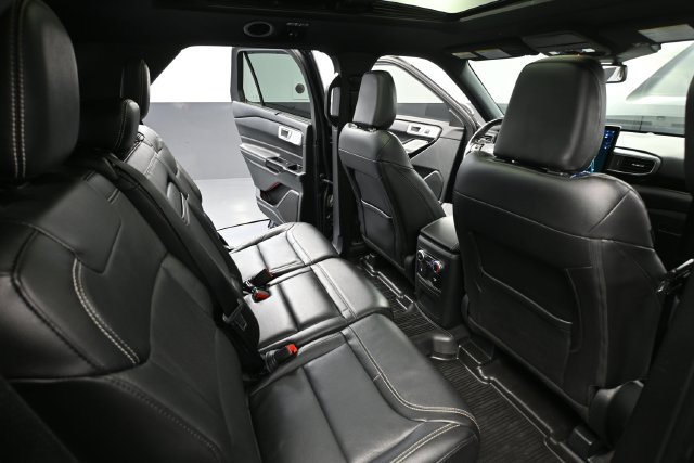 Used 2022 Ford Explorer ST w/ ST Street Pack AWD/4WD image 42