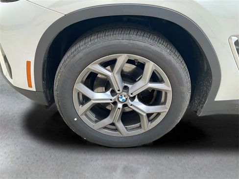 Used 2023 BMW X3 xDrive30i image 9