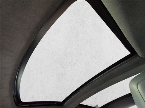 Used 2018 Tesla Model S 100D image 16