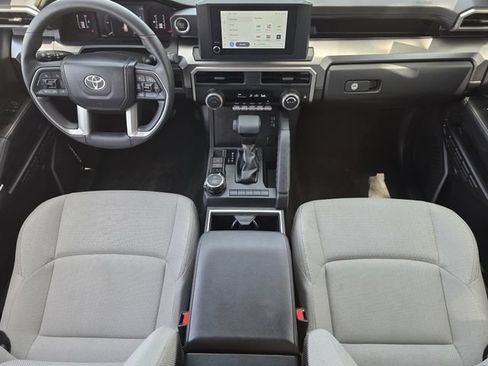 Certified 2025 Toyota 4Runner SR5 AWD/4WD image 22