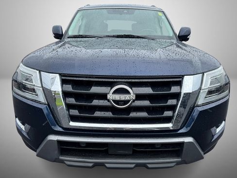 Used 2021 Nissan Armada SL w/ Captain's Chairs Package image 11