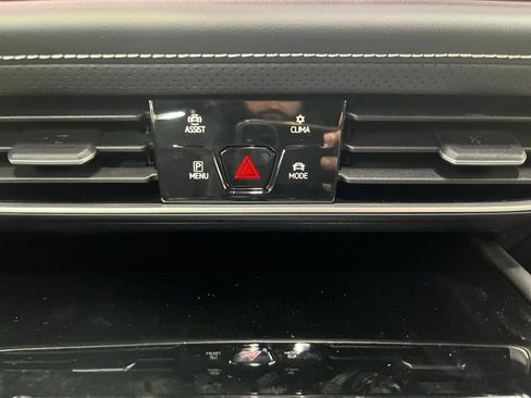 New 2026 Volkswagen Atlas Cross Sport SEL image 15