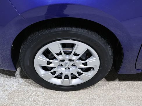 Used 2016 Toyota Corolla L image 10