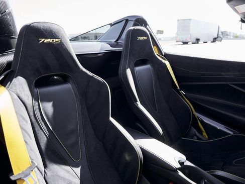 Used 2022 McLaren 720S Spider image 48
