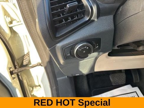 Used 2022 Ford EcoSport S image 19