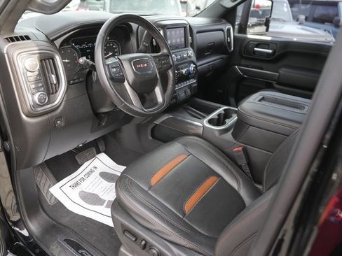 Used 2020 GMC Sierra 2500 AT4 w/ AT4 Premium Package image 8