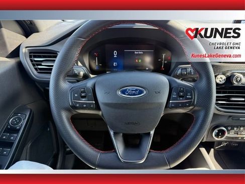 Used 2025 Ford Escape ST-Line image 35
