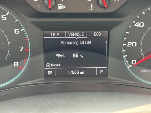 Used 2023 Chevrolet Malibu RS FWD image 18