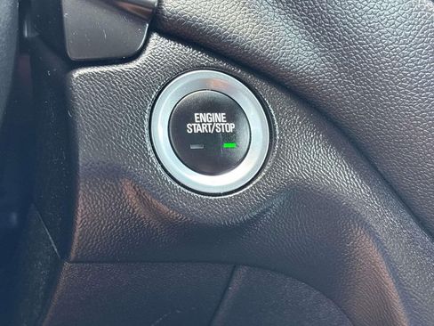 Used 2019 Chevrolet Equinox LT AWD/4WD image 29