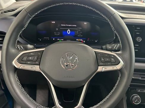 Certified 2023 Volkswagen Taos SE w/ Panoramic Sunroof Package FWD image 29