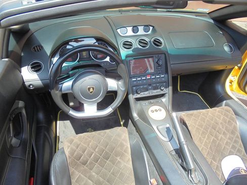 Used 2007 Lamborghini Gallardo Spyder AWD/4WD image 10