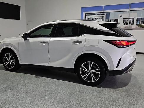 Used 2025 Lexus RX 350h w/ Accessory Package AWD/4WD image 6