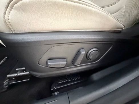 Used 2023 Hyundai Tucson Limited w/ Cargo Package AWD/4WD image 31