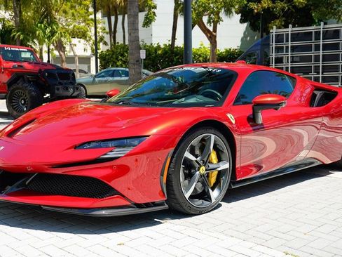 Used 2023 Ferrari SF90 Stradale image 8