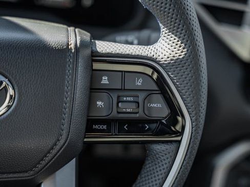 New 2026 Toyota Tundra Platinum image 32