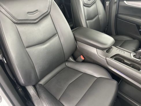 Used 2019 Cadillac XT5 Luxury image 30