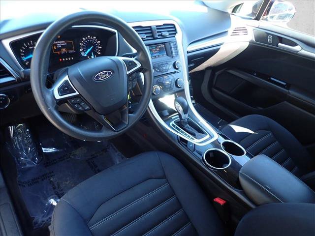 Used 2013 Ford Fusion SE FWD image 8