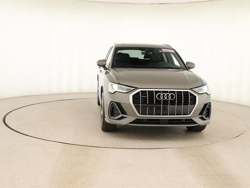 Used 2020 Audi Q3 2.0T Premium Plus w/ Premium Plus Package image 11