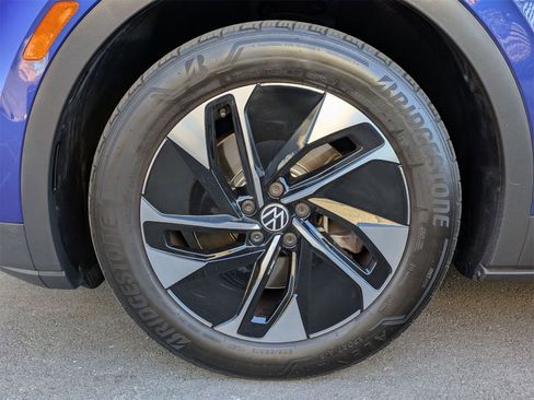 Used 2022 Volkswagen ID.4 Pro S image 27