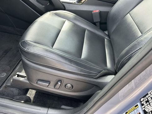 Used 2020 Kia Telluride S w/ S 8 Passenger Seating Package AWD/4WD image 18