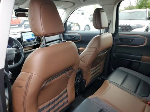Used 2022 Ford Bronco Sport Outer Banks w/ Tech Package AWD/4WD image 30