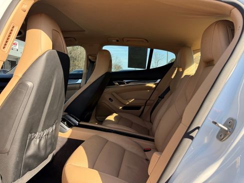Used 2016 Porsche Panamera Edition image 25