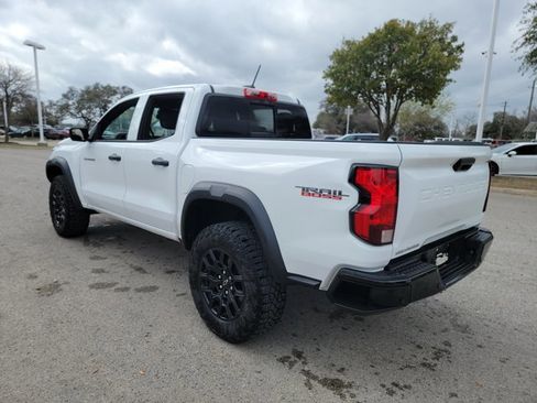Used 2023 Chevrolet Colorado Trail Boss w/ Technology Package image 7