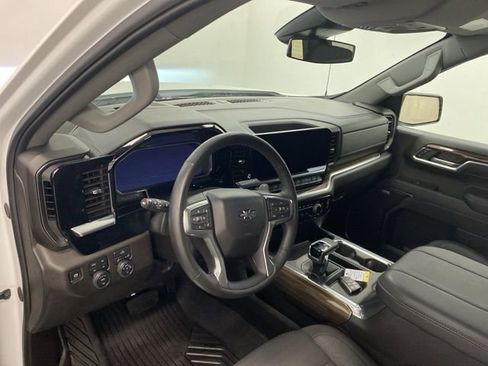 Certified 2024 Chevrolet Silverado 1500 RST image 7